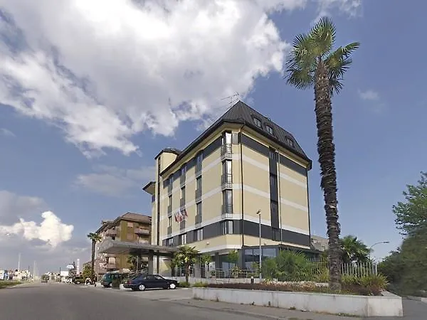 Hotel Tiffany Milano Trezzano sul Naviglio 4*,